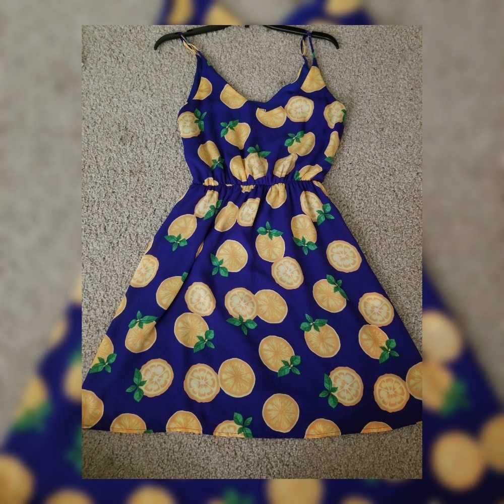 Dress - Picture 1 of 1